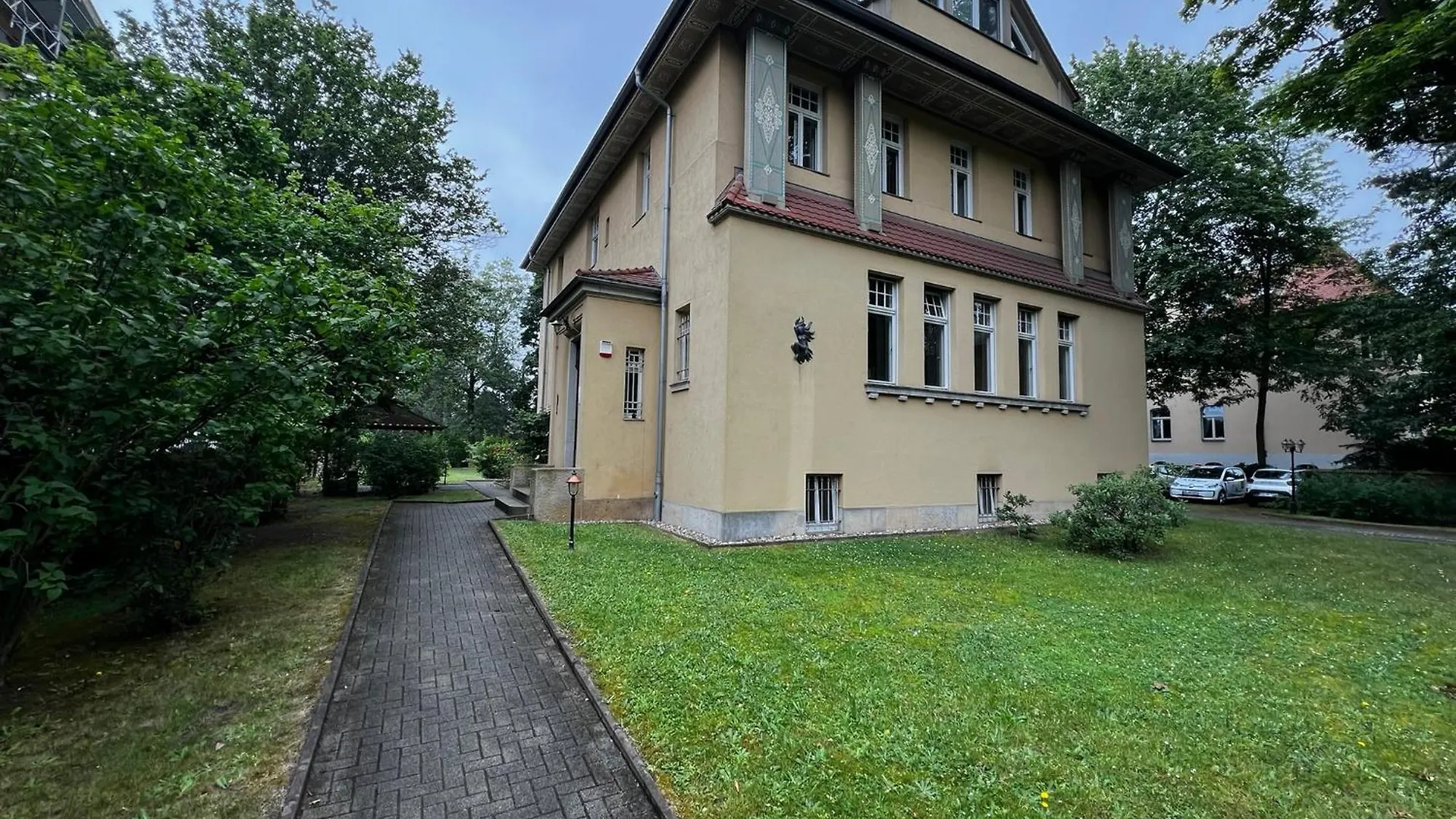 Apartment An Der Jungen Garde location
