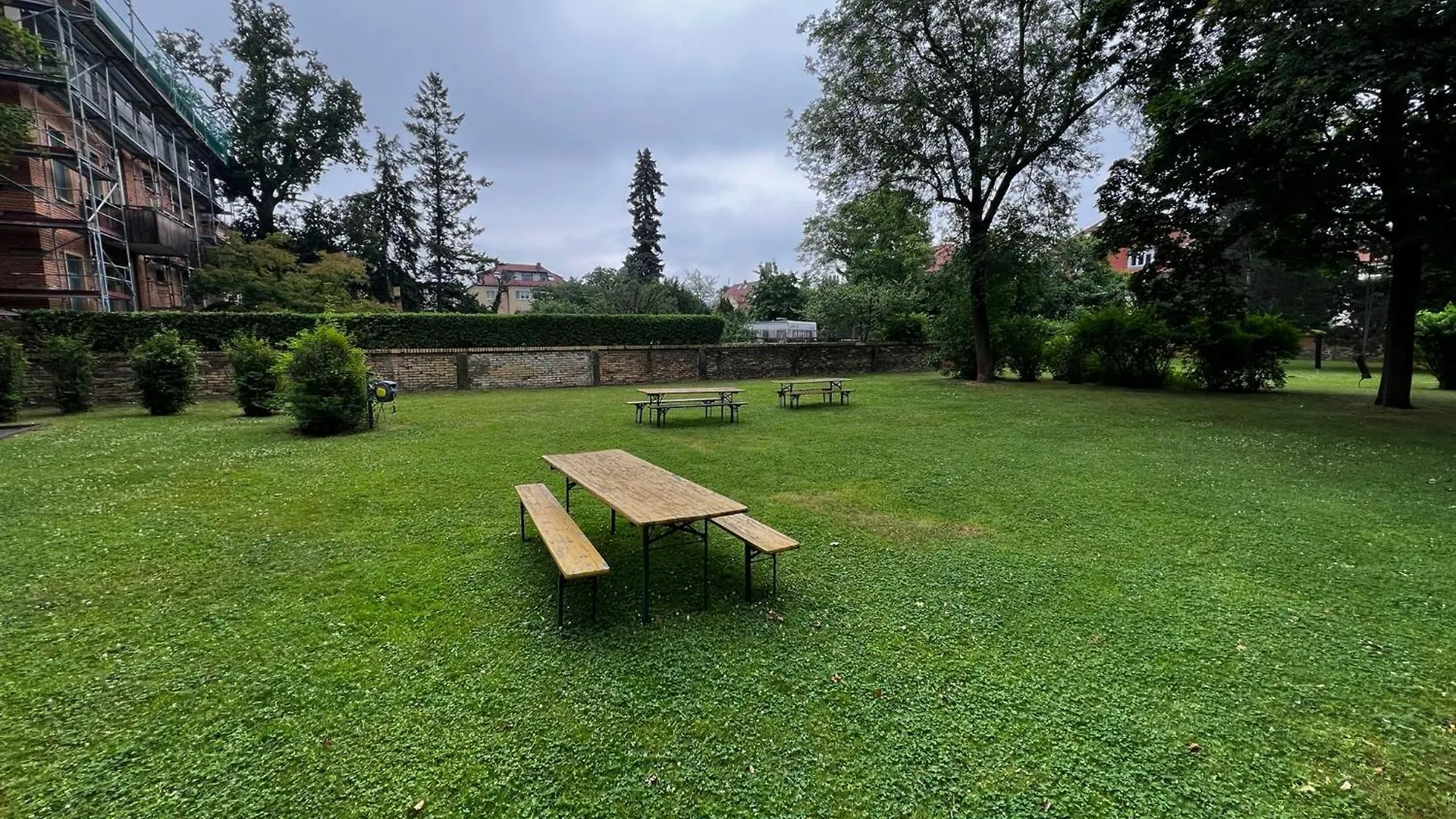 Apartment An Der Jungen Garde ドレスデン ドイツ